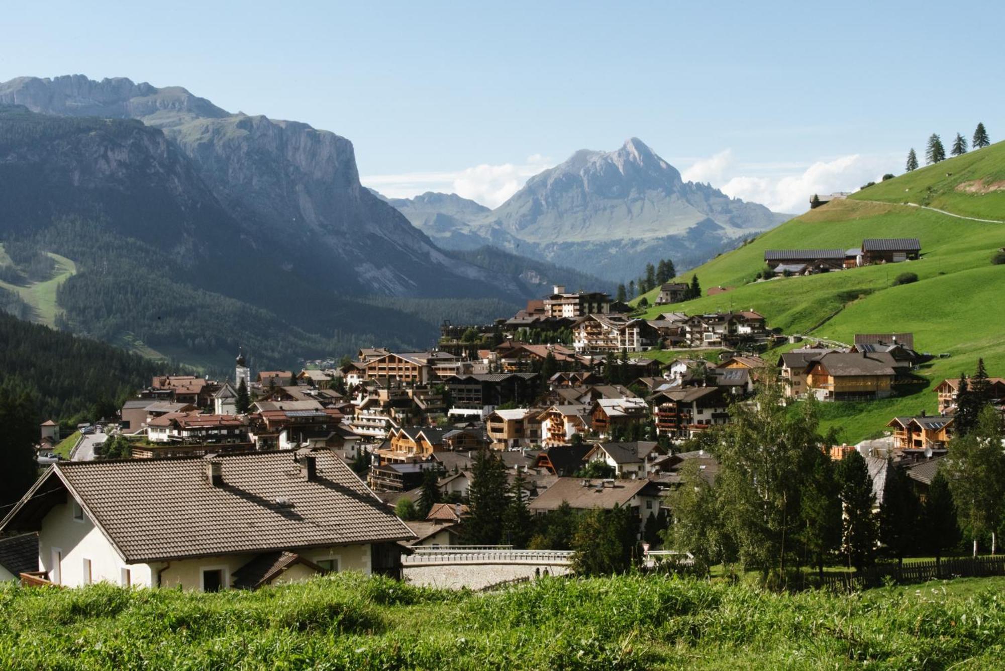 Apartments Da La Vedla Flats San Cassiano  Luaran gambar